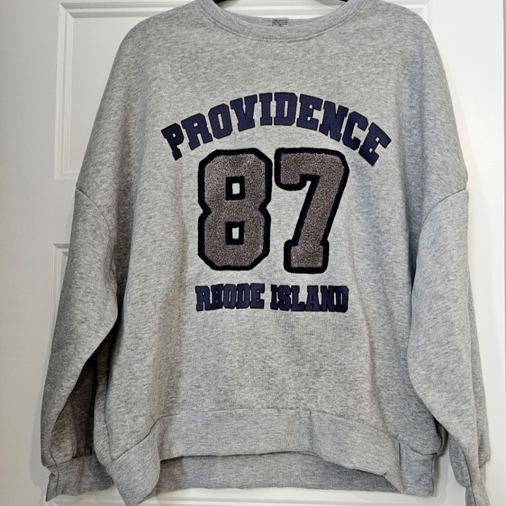 New Providence Rhode Island 87 Sweatshirt sz large - Picture 3 of 5